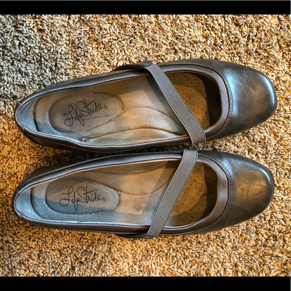Leather flats